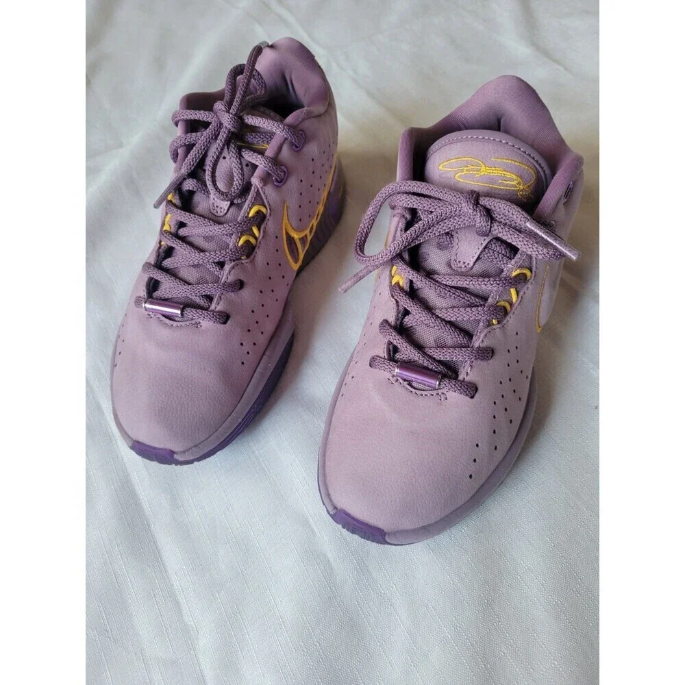Nike LeBron James XXI Purple Rain Violet Dust Gold 4Y Basketball Shoes
